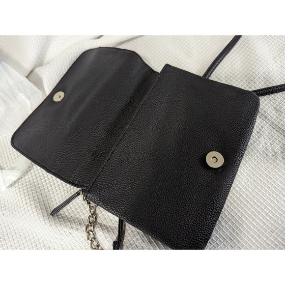 NINE WEST! CROSSBODY BLACK PEBBLED FAUX LEATHER, FAUX SUEDE BAG, PURSE! - Picture 8 of 10